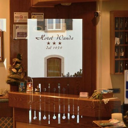 פינזולו Hotel Wanda מראה חיצוני תמונה