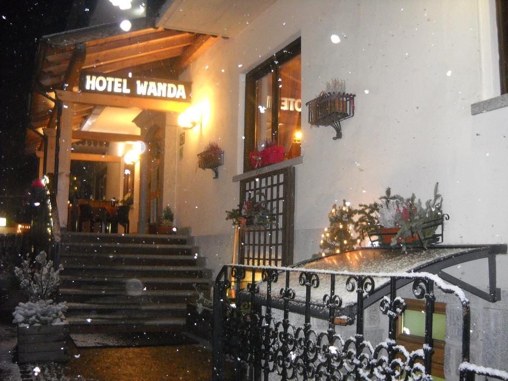 פינזולו Hotel Wanda מראה חיצוני תמונה